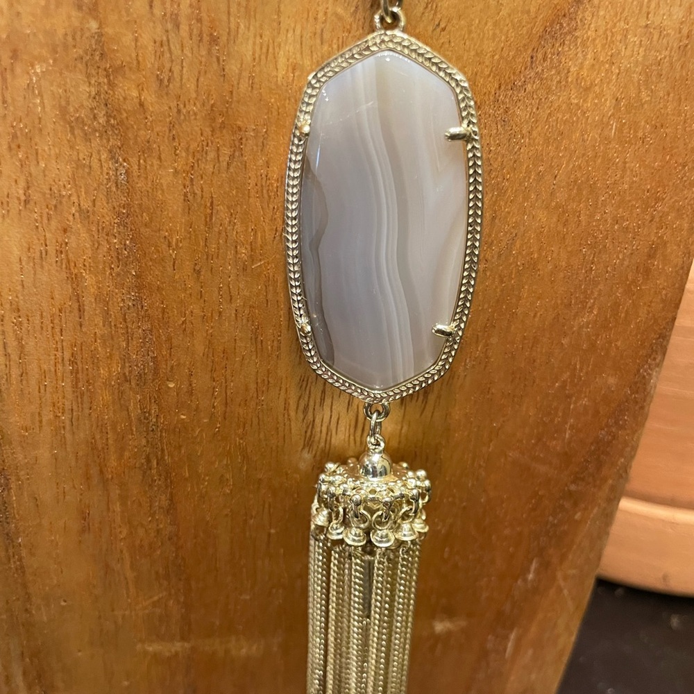 Tan Agate Rayne